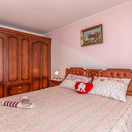 Ivana B4 N2 Apartmán Poreč