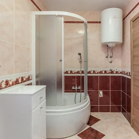 Ivana B4 N2 شقة بوريتش