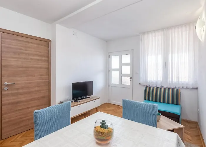 Appartamento Ivana B4 N2 *